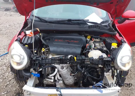 2016 Fiat 500X Easy из США, поврежденный, VIN ZFBCFXBT1GP360412